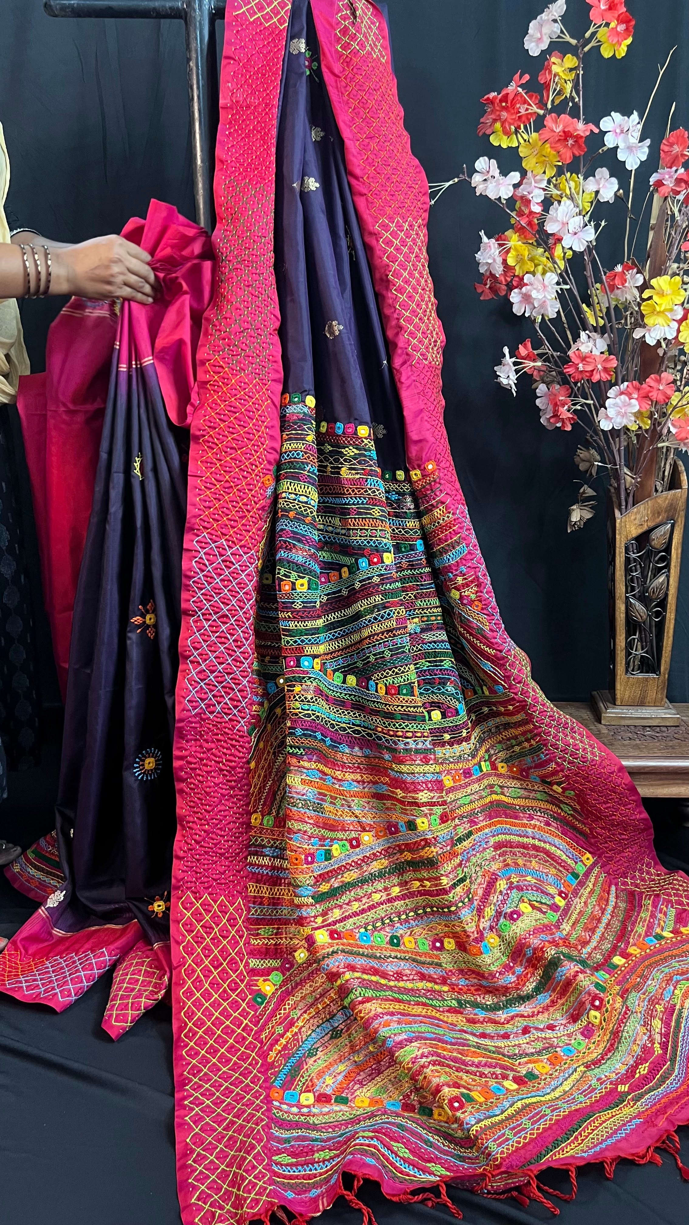 Deep Plum & Rani Pink Molakalmuru Silk Lambani Saree