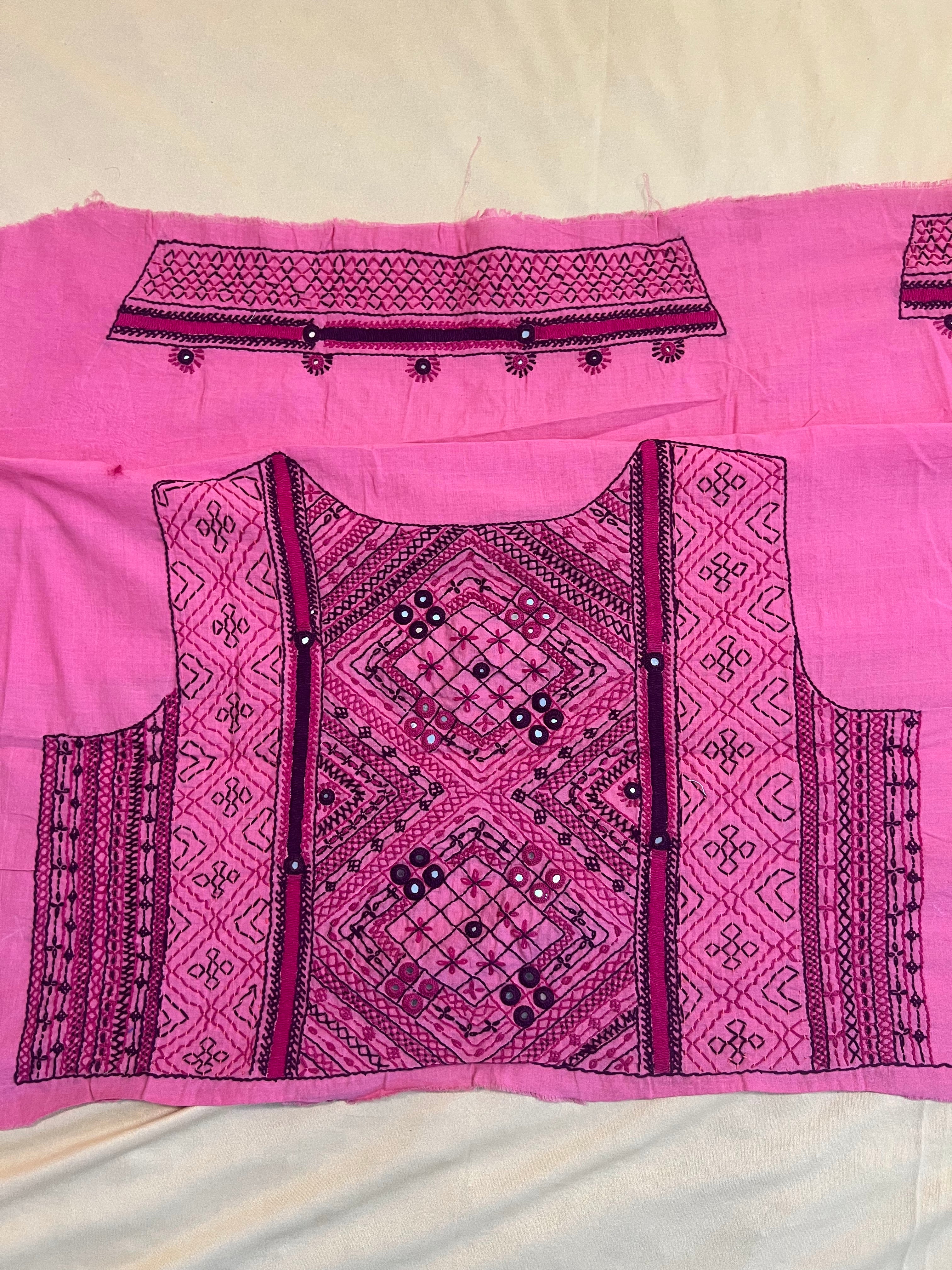 Pink Geometric Floral Design Handloom Mangalagiri Cotton Lambani Embroidered Blouse Piece (Unstitched)