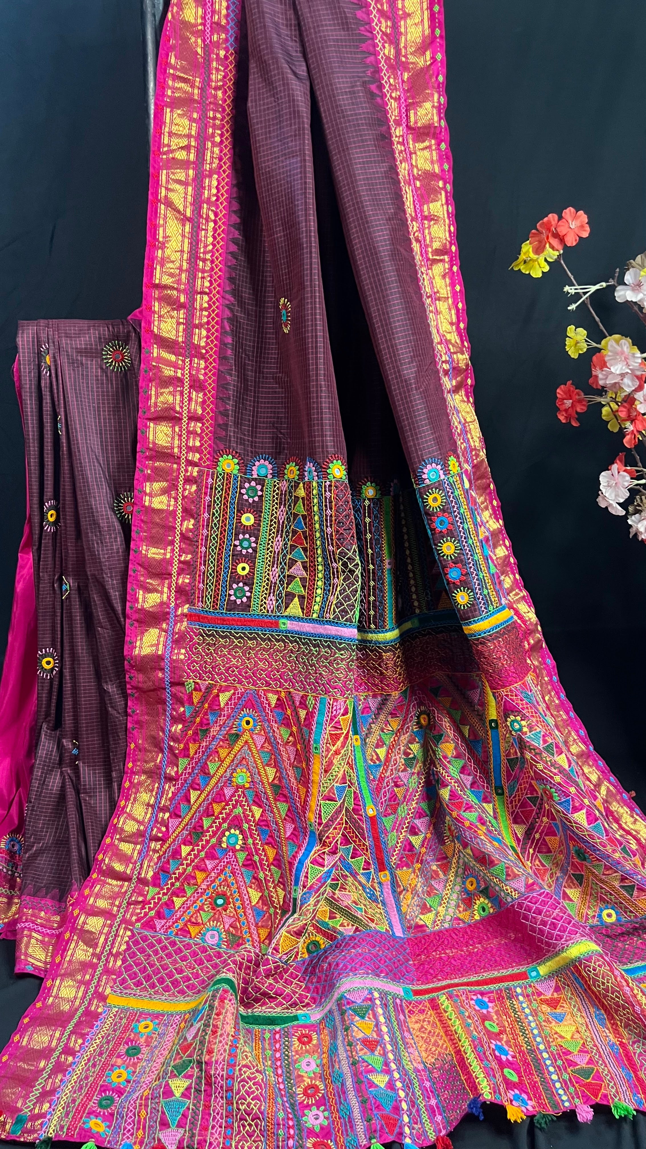 Deep Wine Purple with Pink Multicolor Embroidered Pallu Molakalmuru Silk Lambani Saree