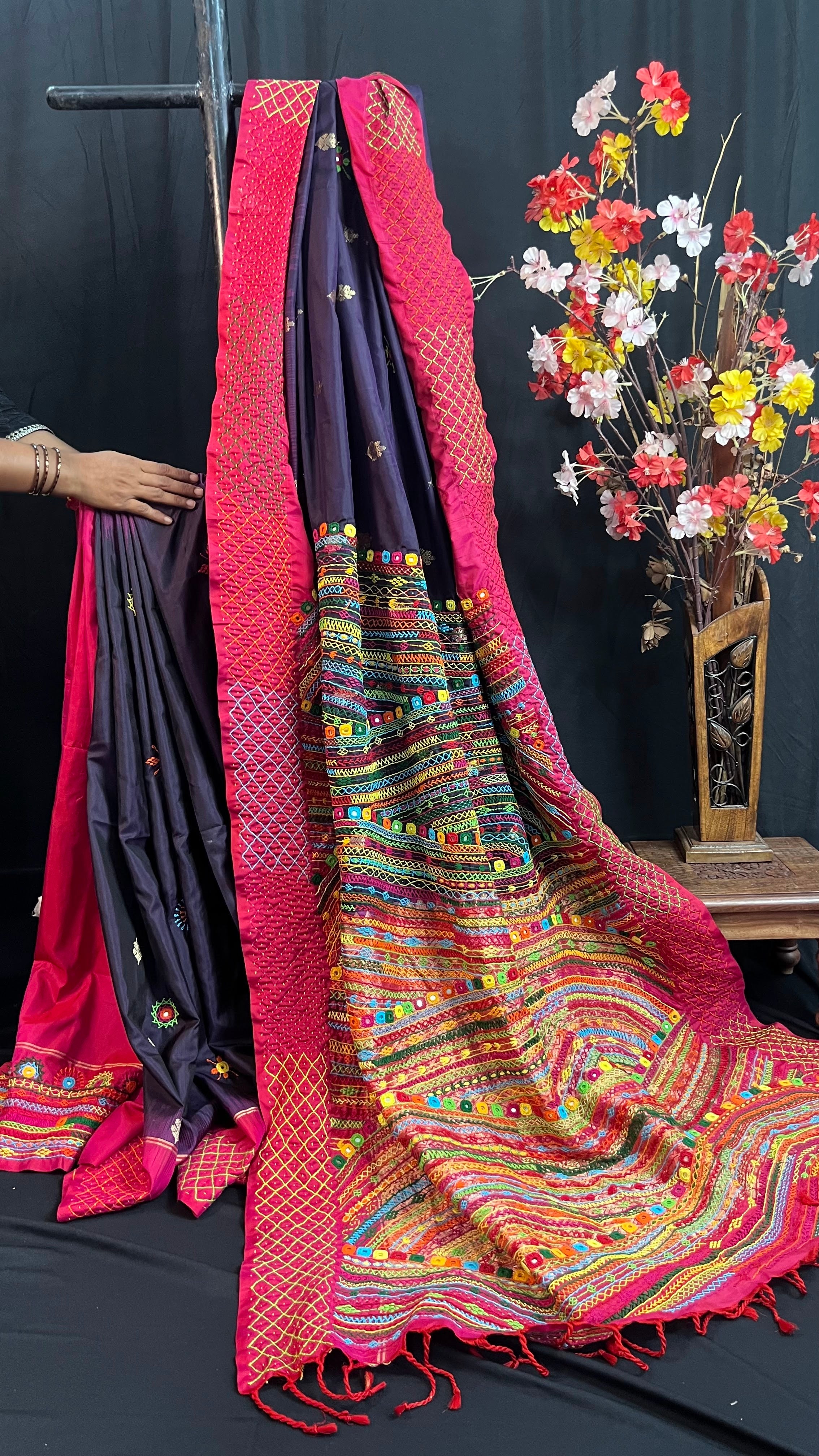 Deep Plum & Rani Pink Molakalmuru Silk Lambani Saree