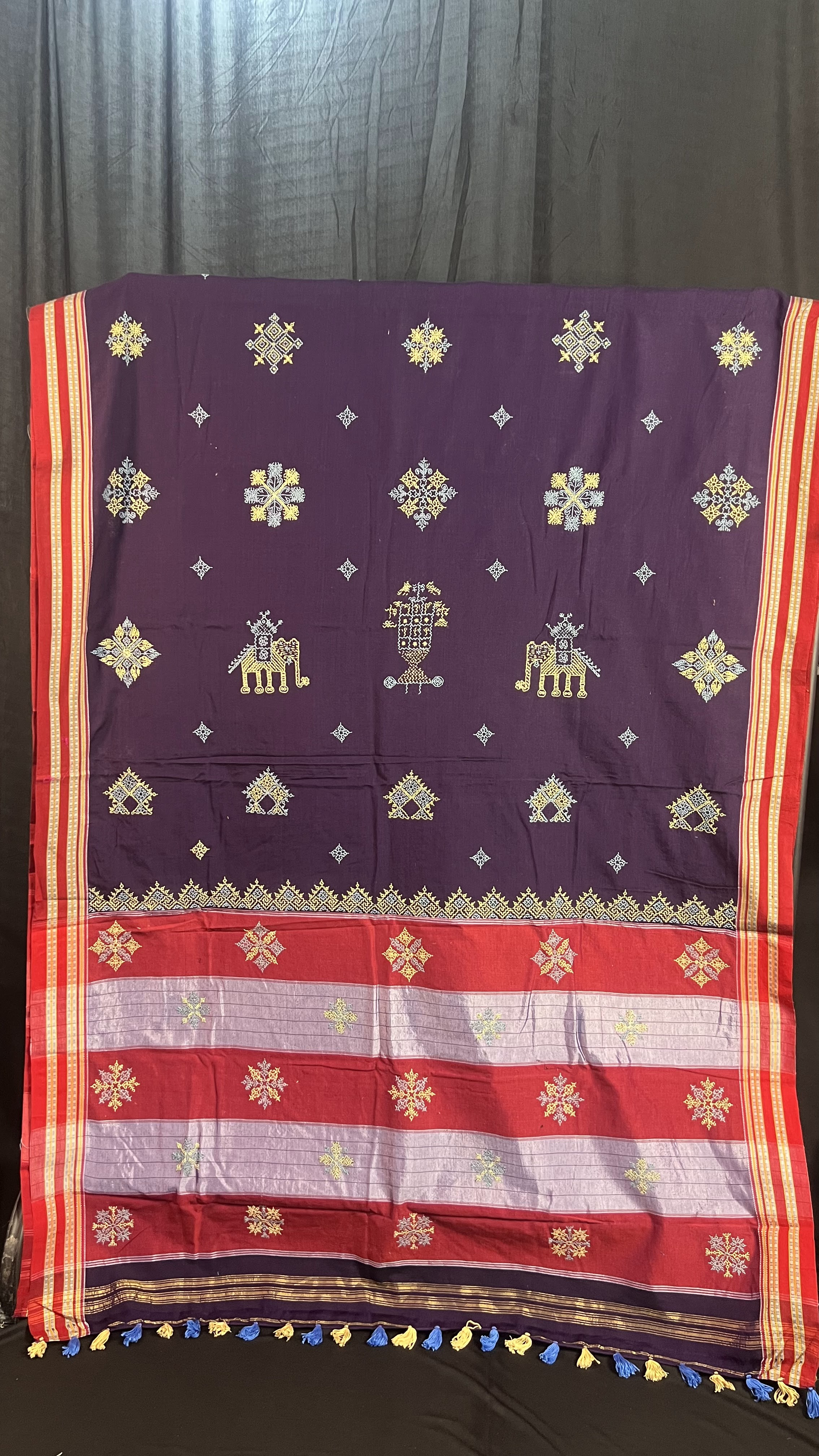 Handmade Kasuti Embroidered Pure Cotton Saree