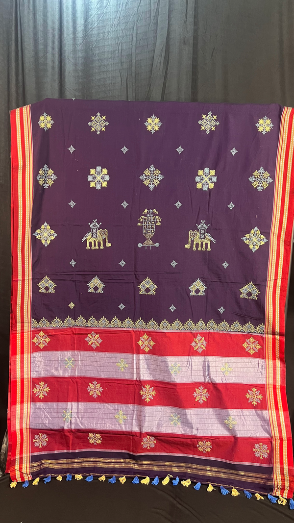 Handmade Kasuti Embroidered Pure Cotton Saree with Running Blouse Piece