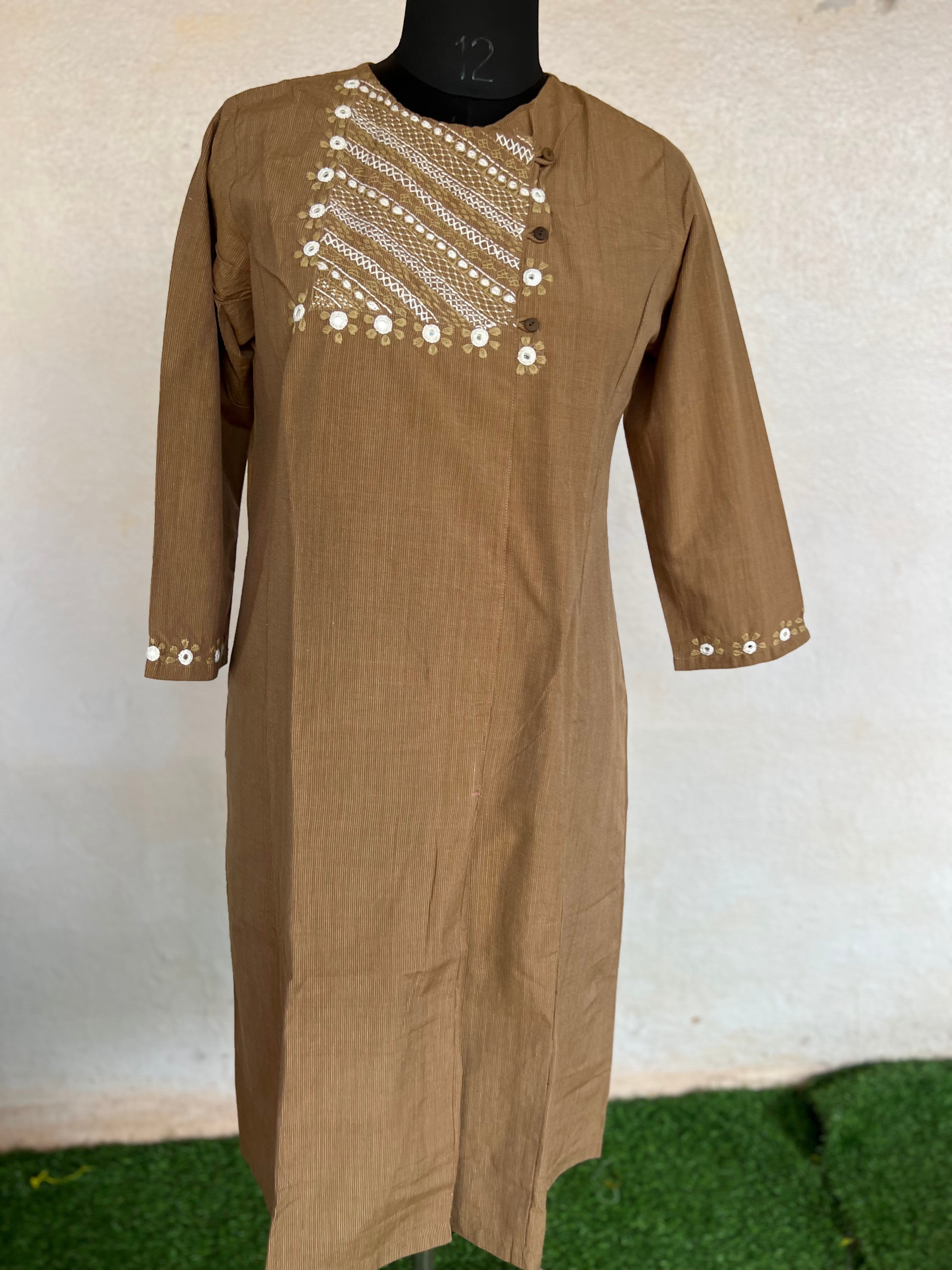 Lambani ready kurta  L Size