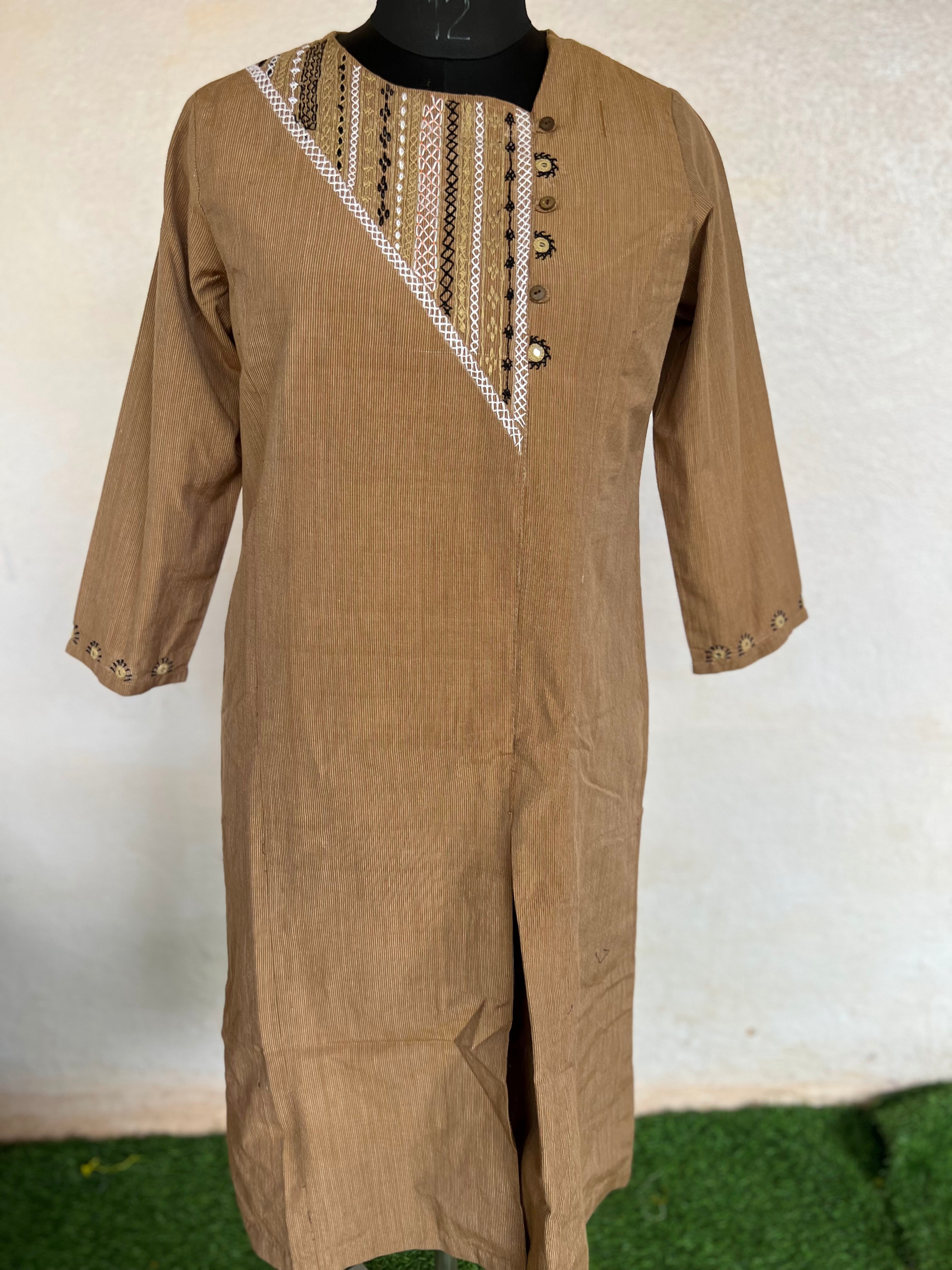 Lambani ready kurta  L Size