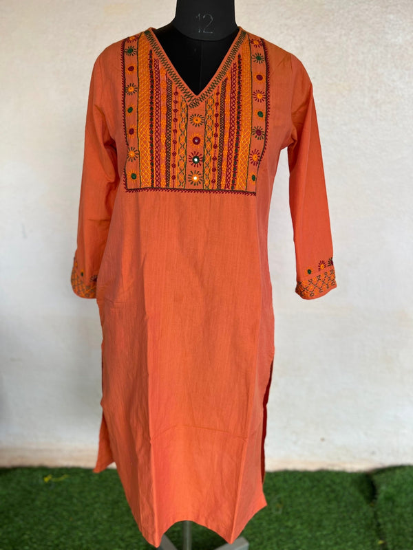 Lambani ready kurta  L Size