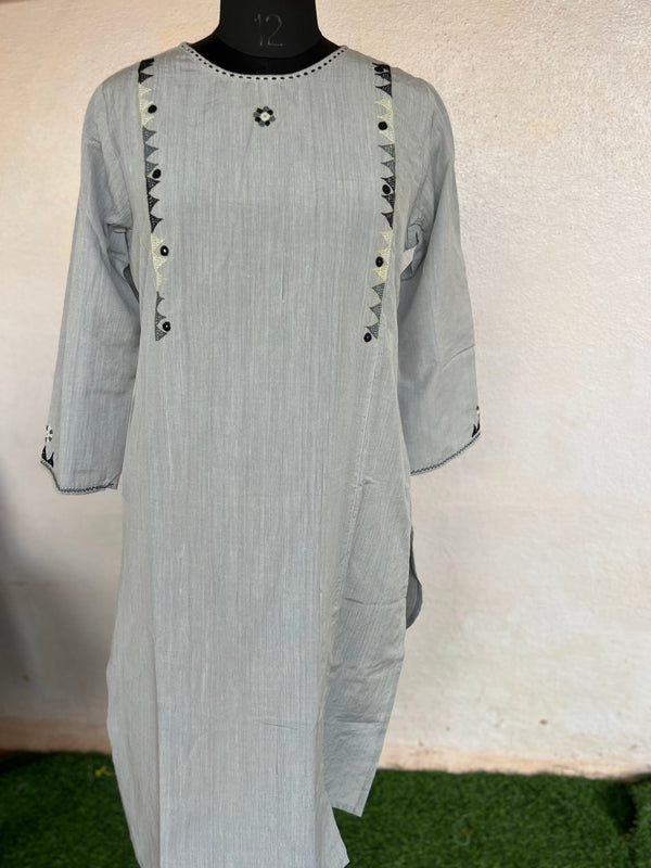 Lambani ready kurta  XL Size