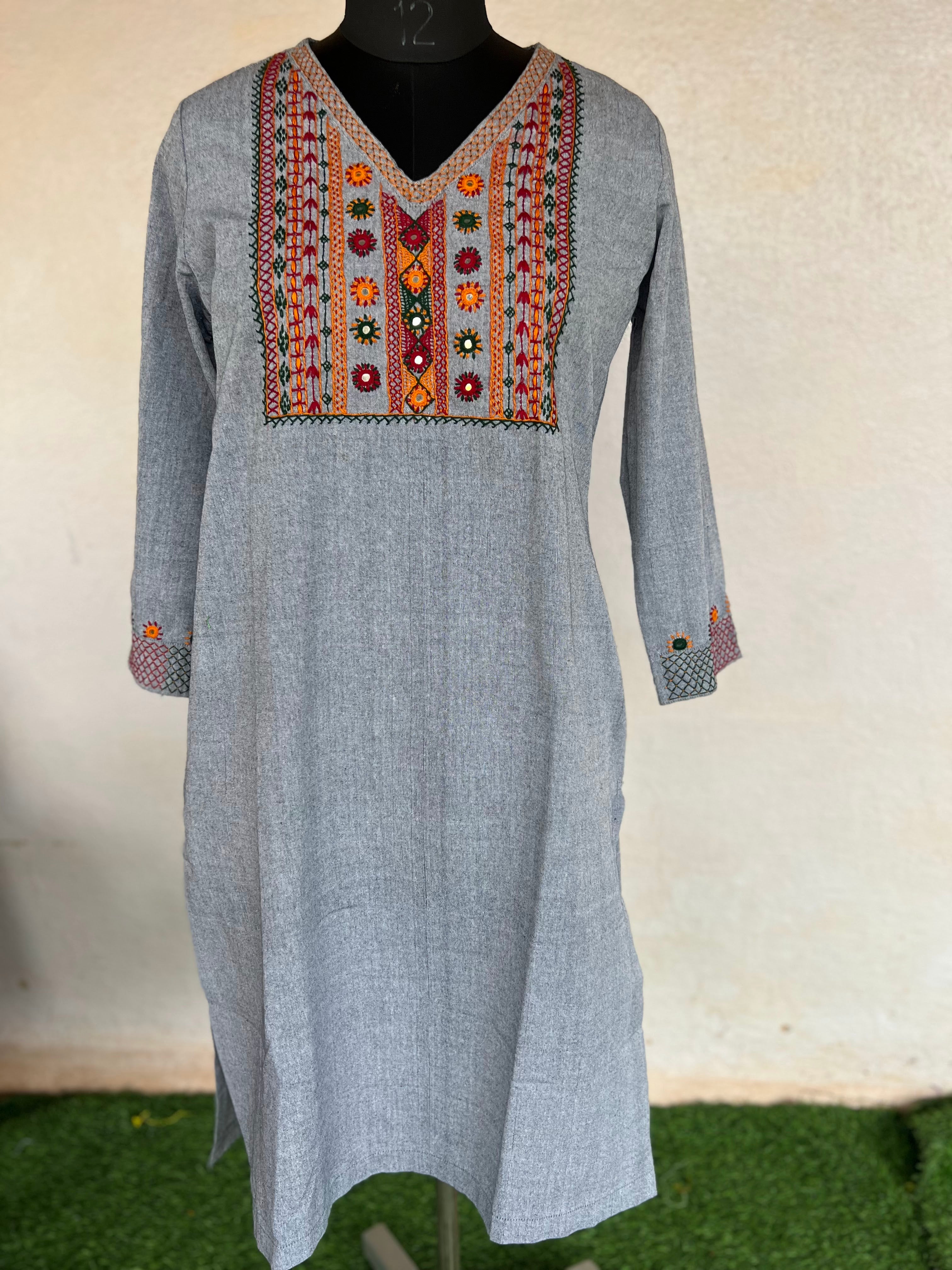 Lambani ready kurta  XL Size