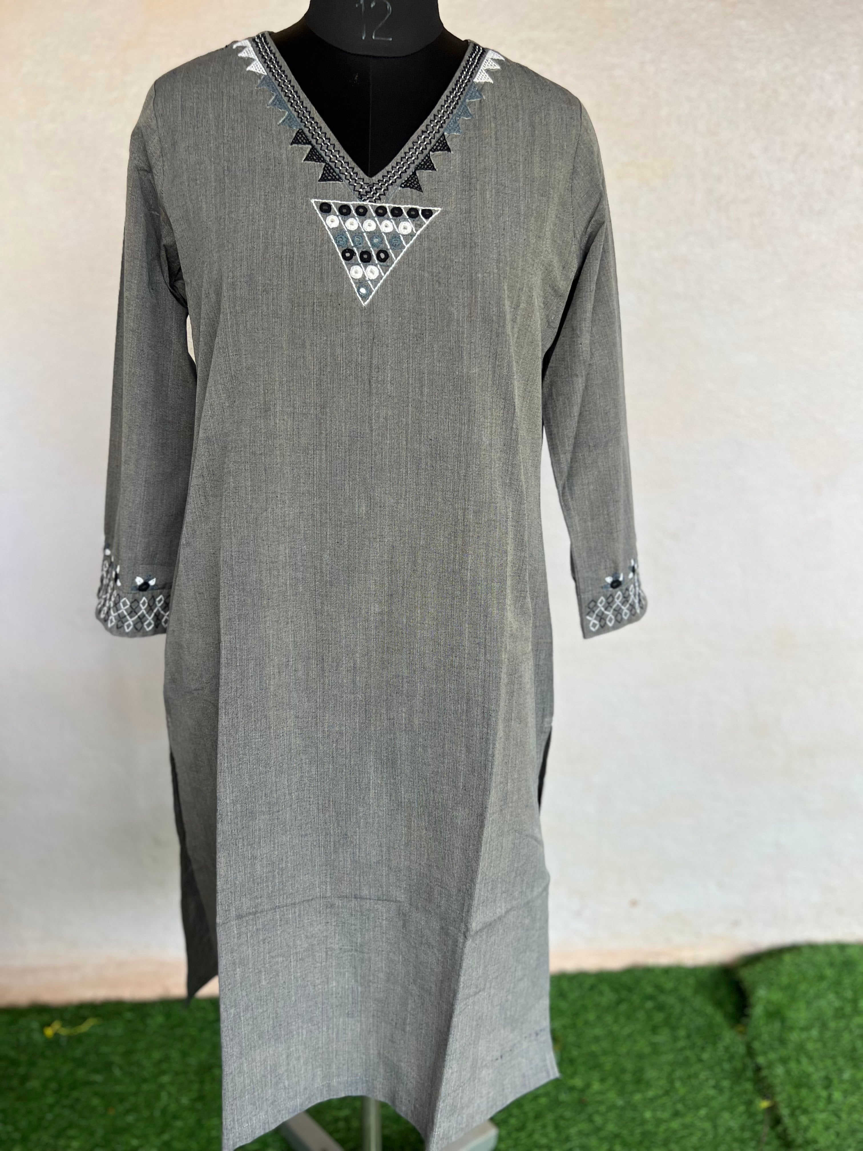 Lambani ready kurta  XL Size