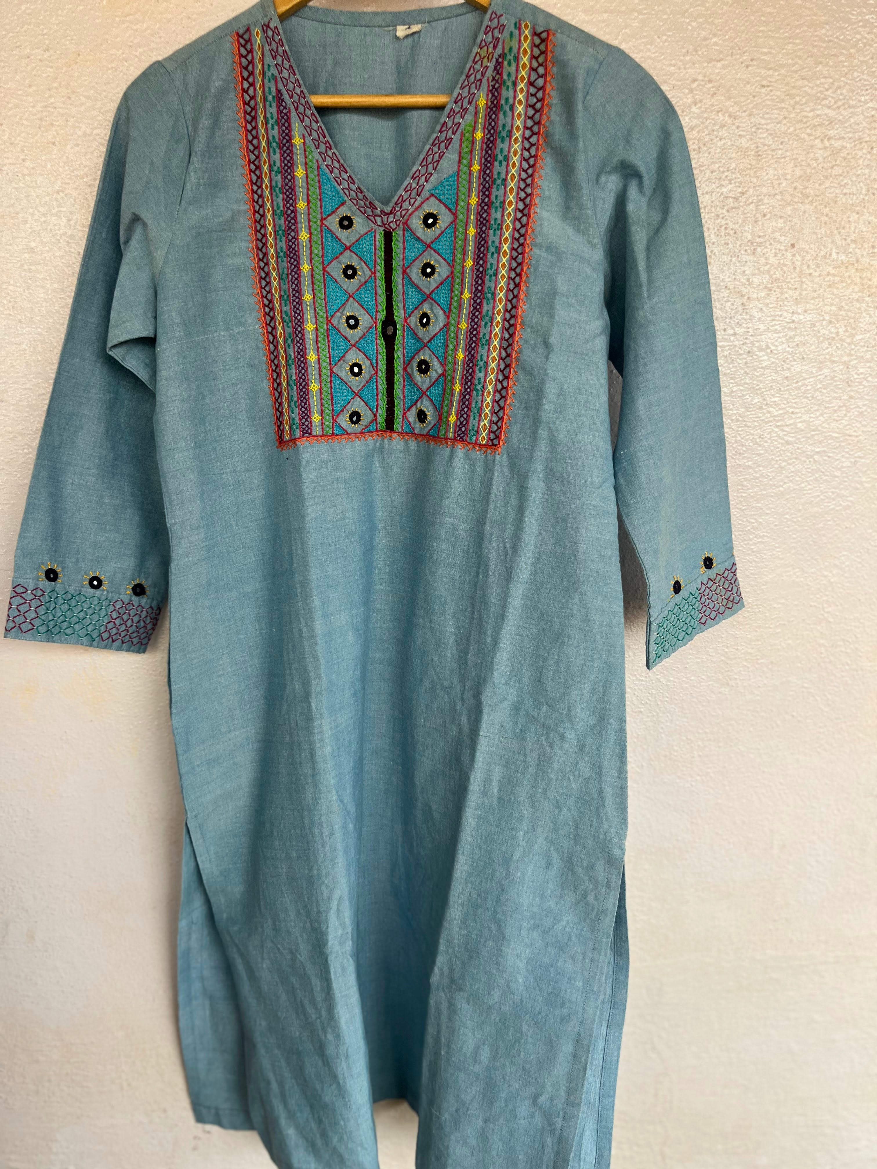 Lambani ready kurta  M Size