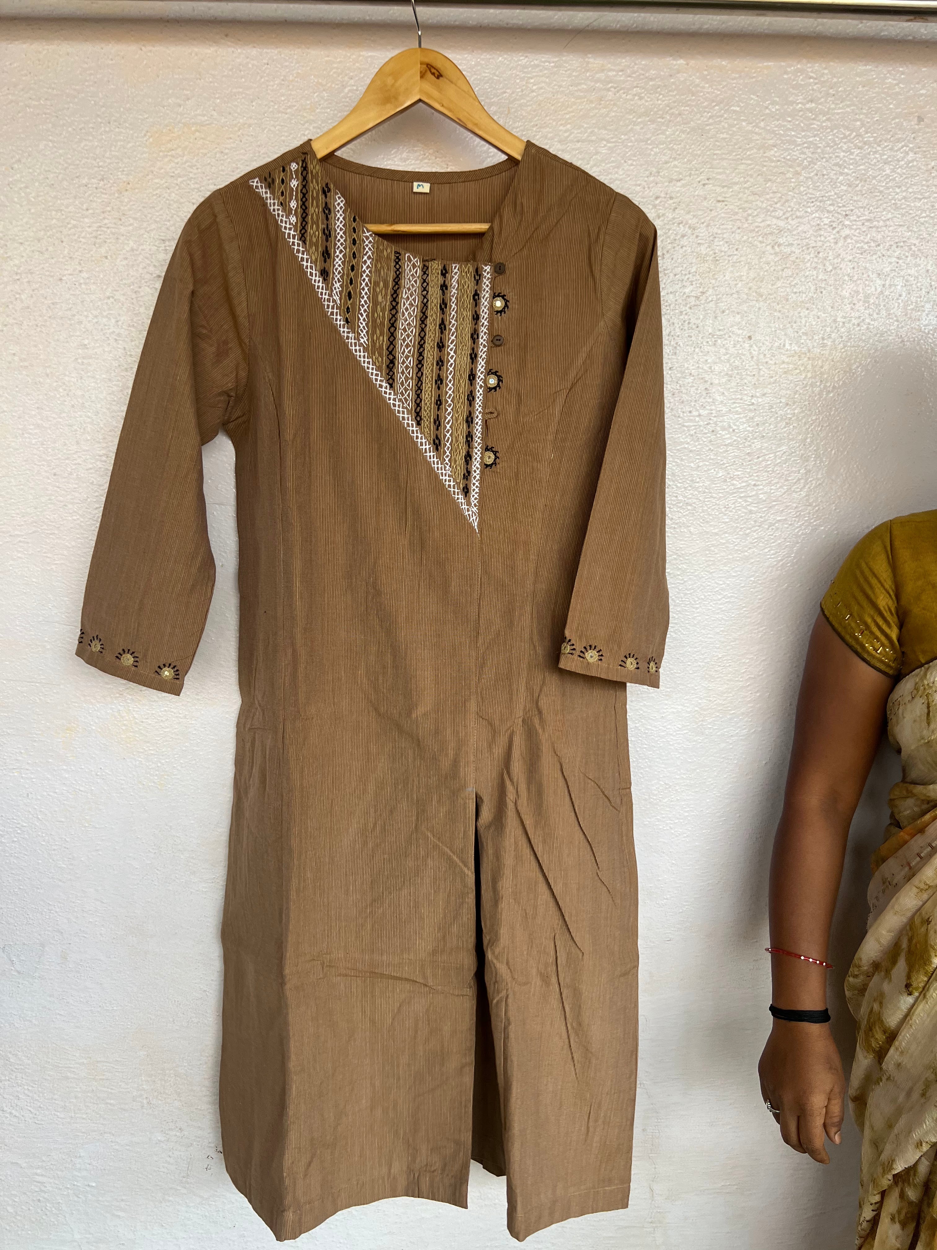 Lambani ready kurta  M Size