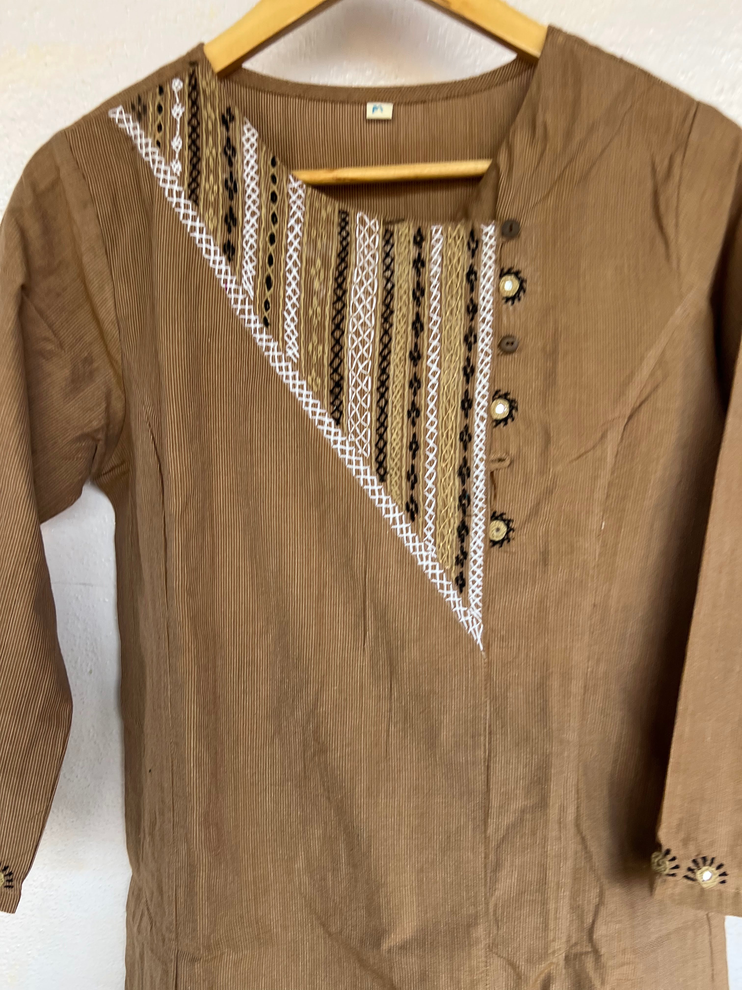 Lambani ready kurta  M Size