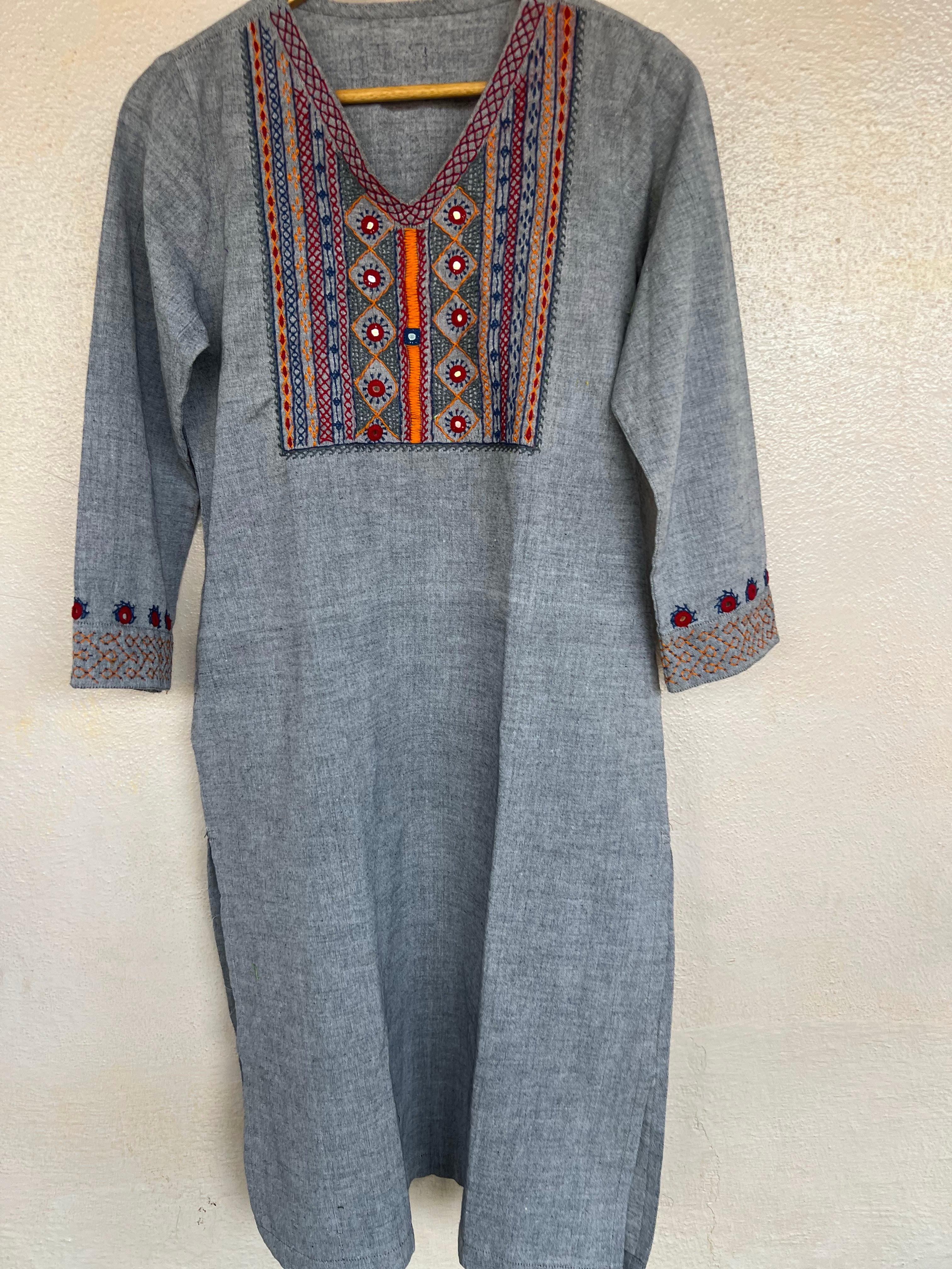 Lambani ready kurta  M Size