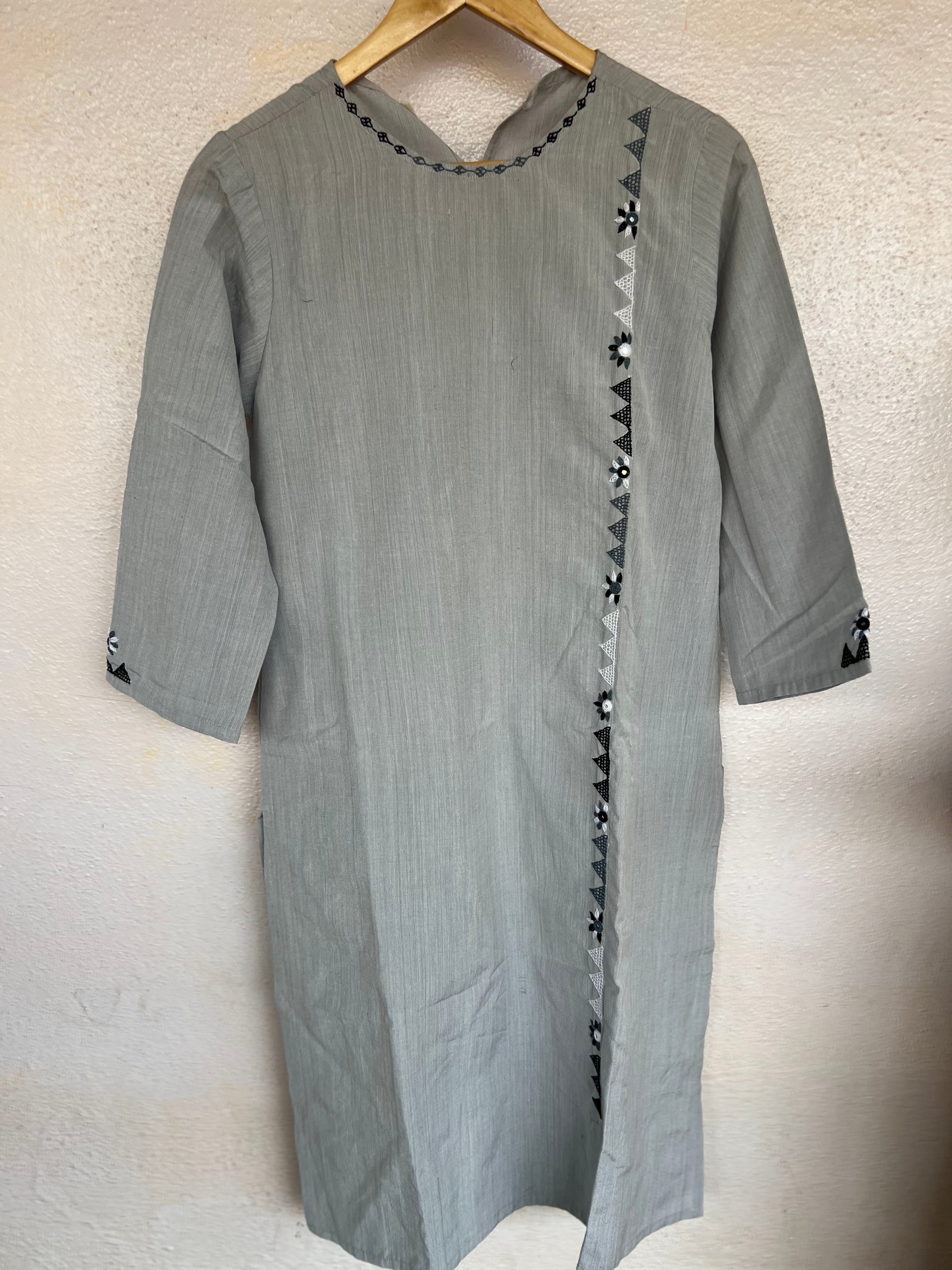 Lambani ready kurta  M Size