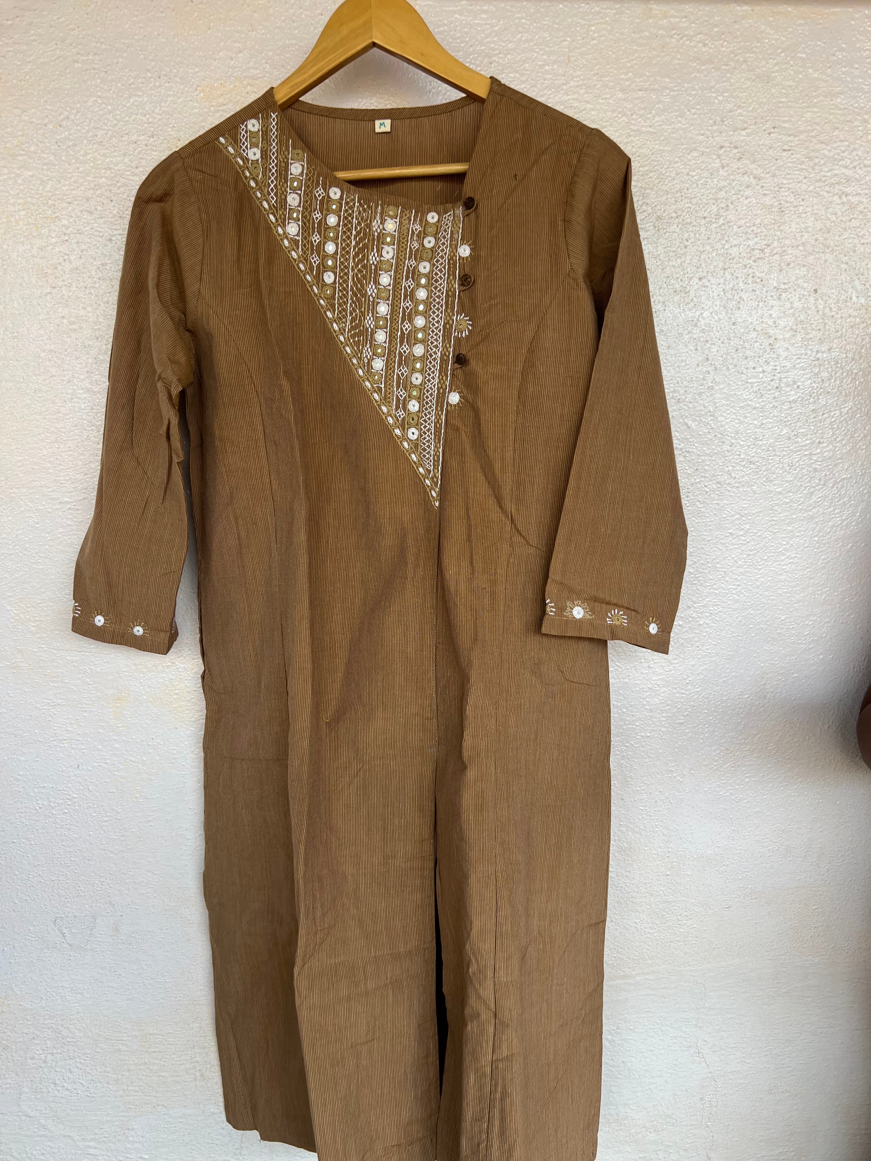 Lambani ready kurta  M Size