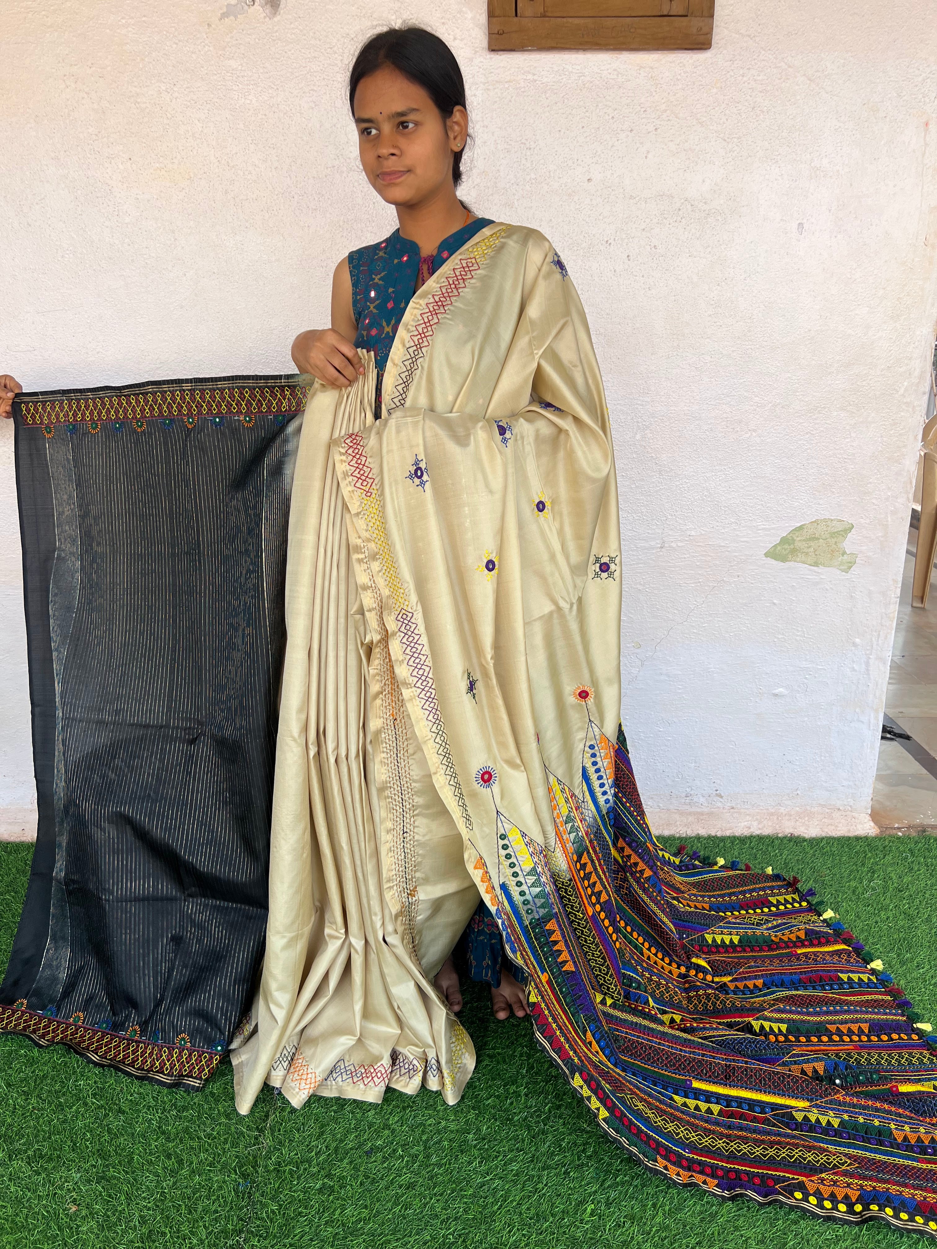 Molkalmuru silk lambani saree