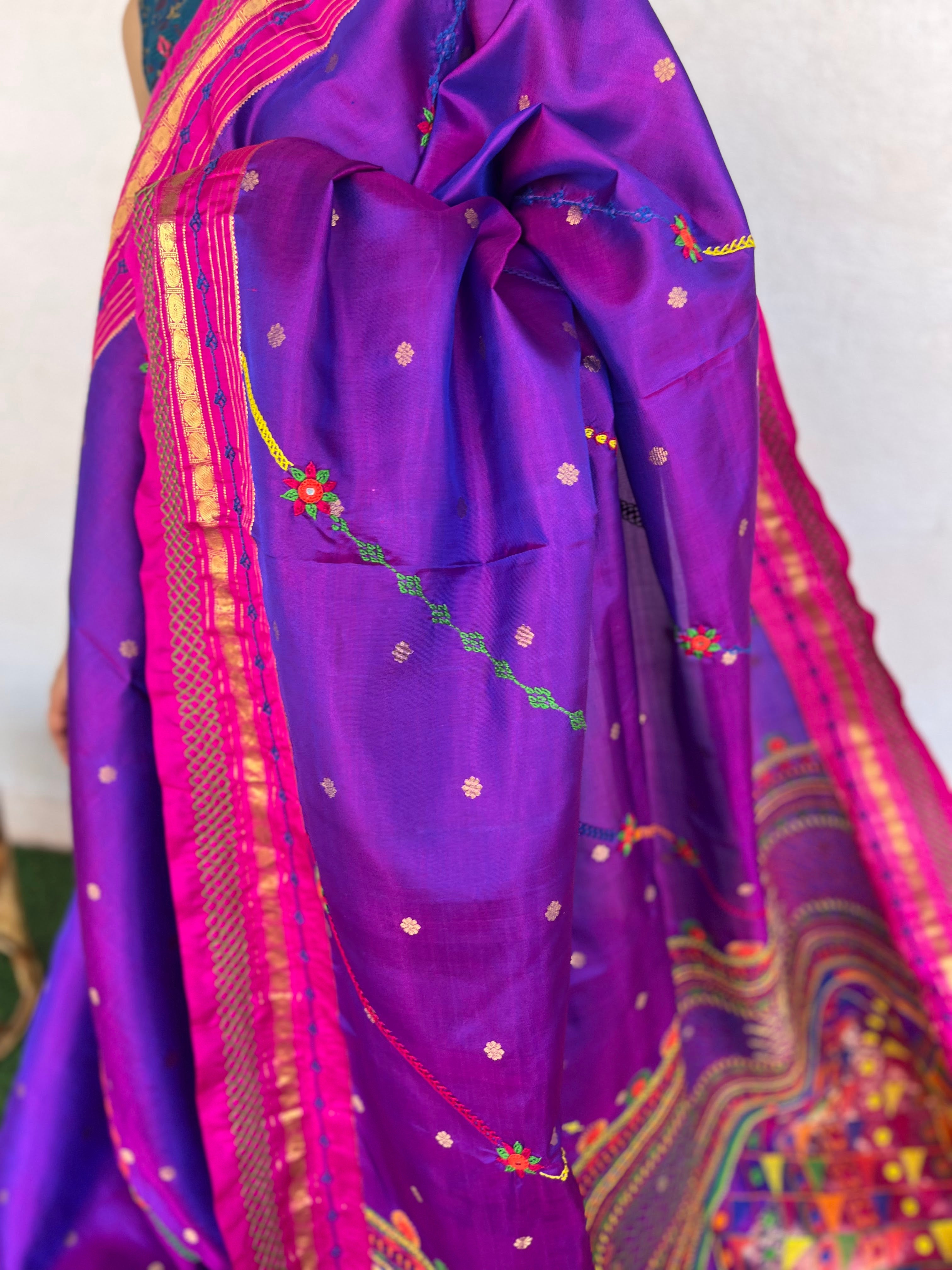 Molkalmuru silk lambani saree