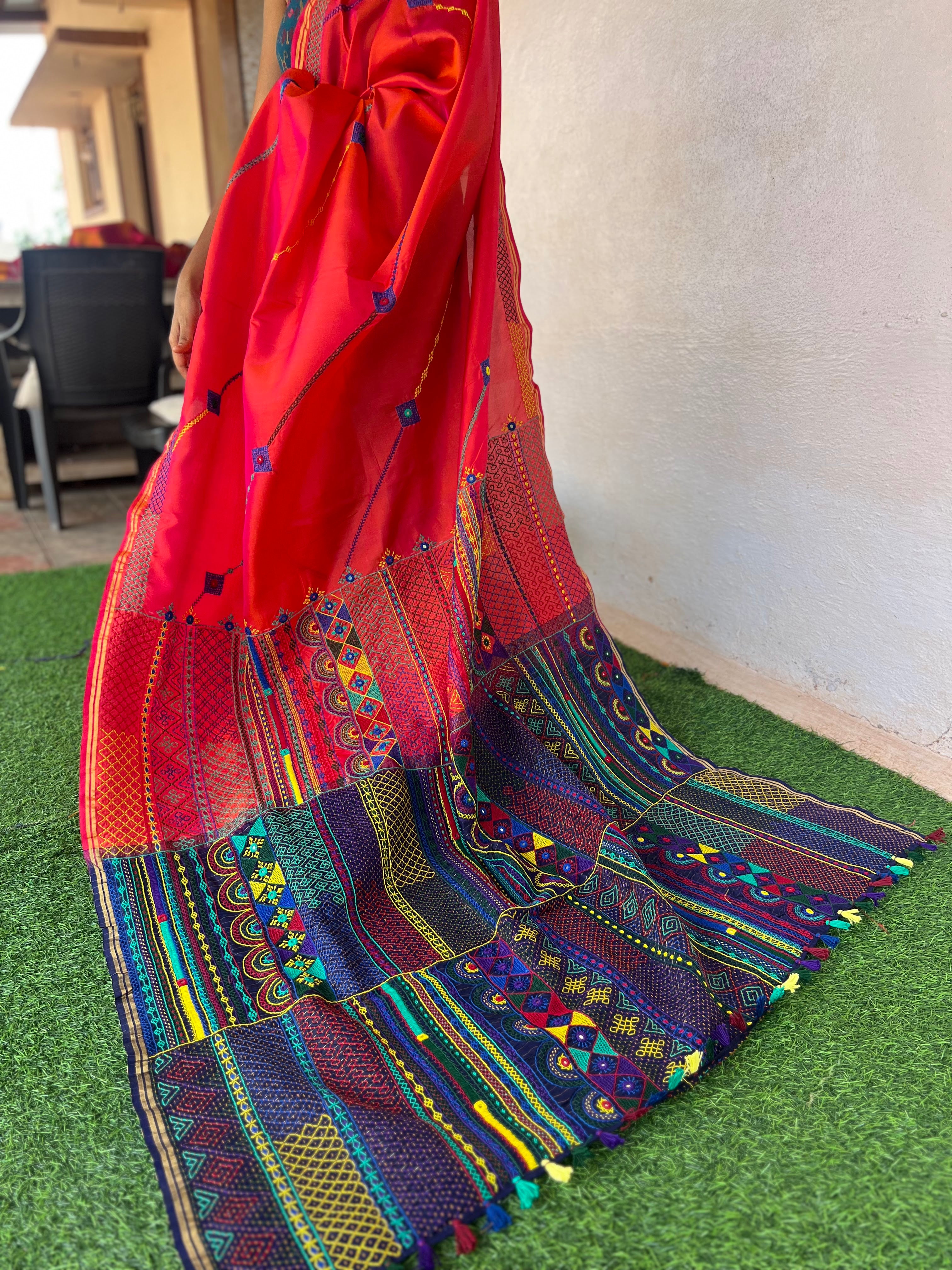 Molkalmuru silk lambani saree