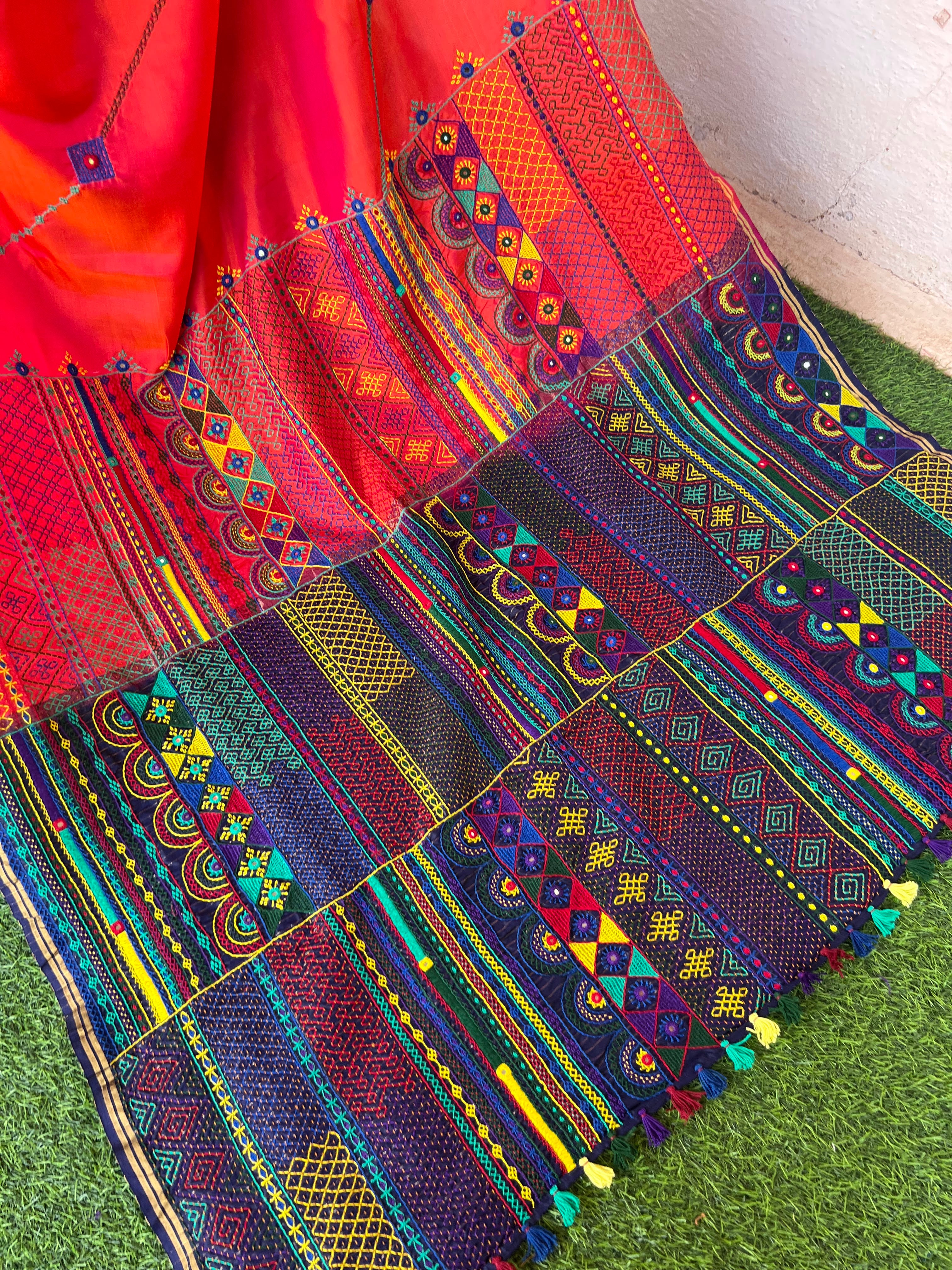 Molkalmuru silk lambani saree