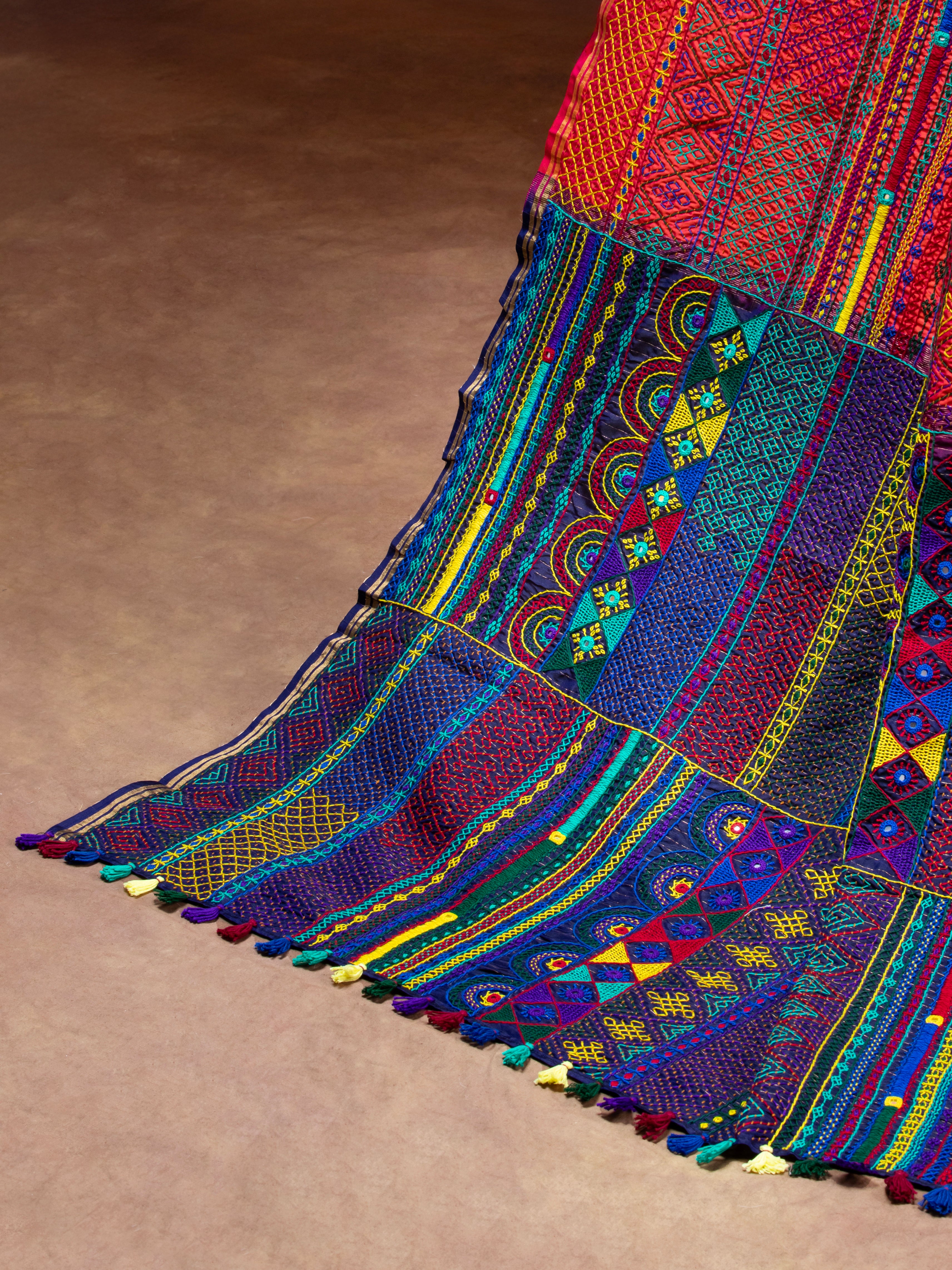 Lambani saree online | Handcrafted | silk saree